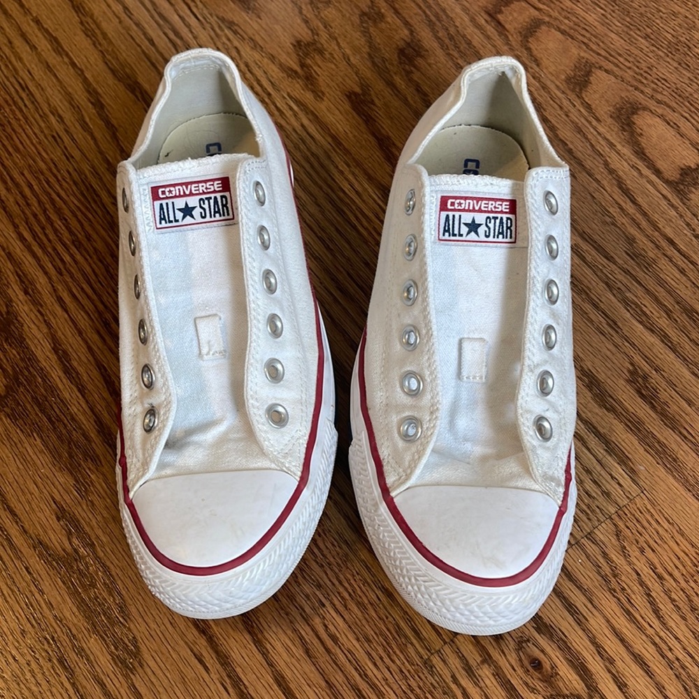 White all star converse
